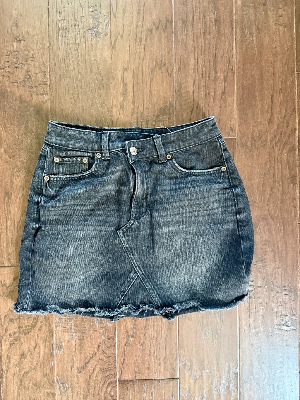 American Eagle Black Weathered Denim Mini Skirt - Women's